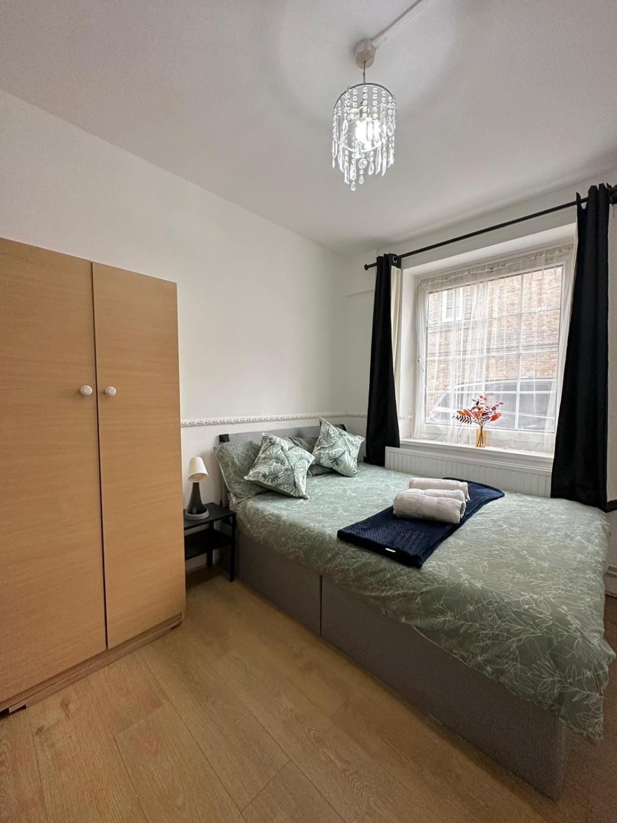 2 Bedroom Flat, 2 Minutes Walk To Bethnalgreen Station, Central London Exterior photo